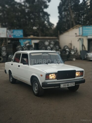 LADA (VAZ) 2107 2005, 180,000 km - 1.6 l - Bakı