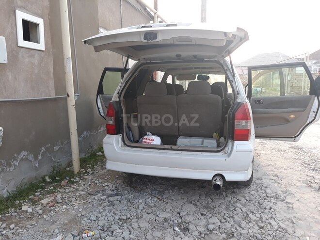 Mitsubishi Chariot 2000, 271,654 km - 2.4 l - Bakı
