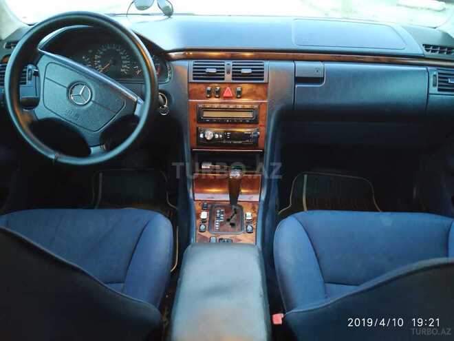 Mercedes E 300 1999, 550,000 km - 3.0 l - Gəncə
