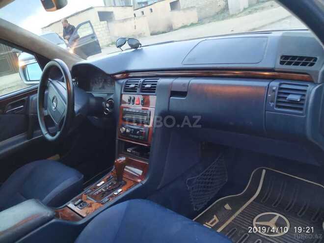 Mercedes E 300 1999, 550,000 km - 3.0 l - Gəncə