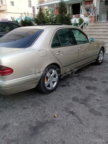 Mercedes E 300 1995, 300,756 km - 3.0 l - Bakı