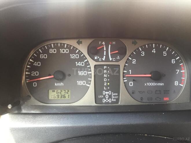 Mitsubishi Pajero io 1999, 169,000 km - 1.8 л - Bakı