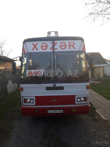 Mercedes  1988, 450,000 km - 12.0 л - Qax