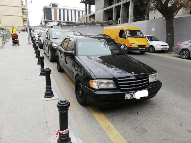 Mercedes C 220 1993, 165,000 km - 2.2 л - Bakı