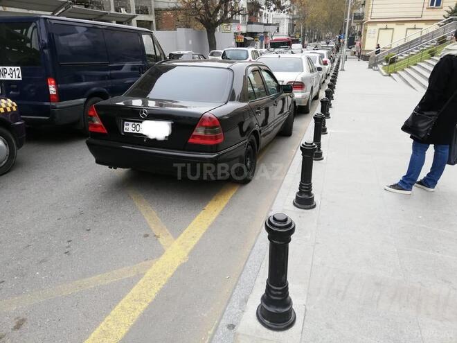 Mercedes C 220 1993, 165,000 km - 2.2 л - Bakı