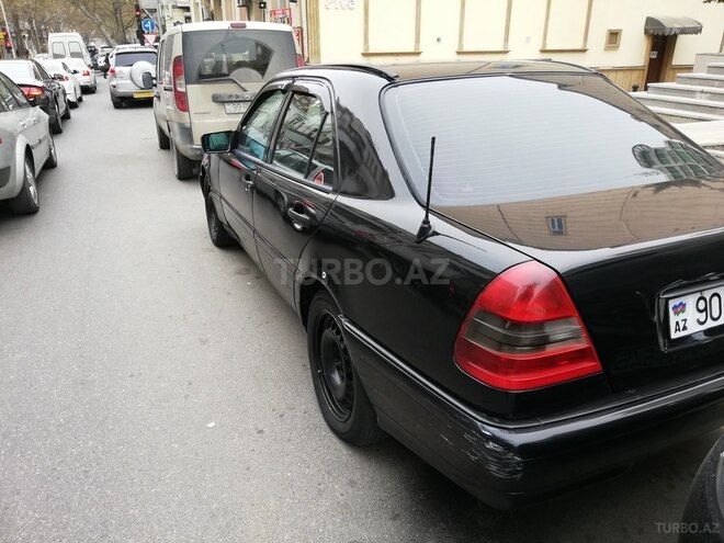 Mercedes C 220 1993, 165,000 km - 2.2 л - Bakı