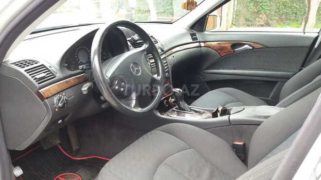 Mercedes E 220 2002, 193,000 km - 2.2 l - Bakı