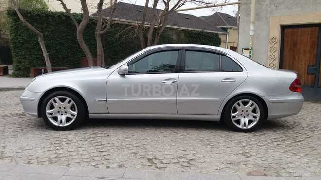 Mercedes E 220 2002, 193,000 km - 2.2 l - Bakı