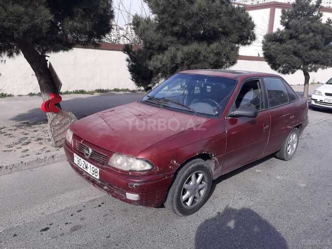 Opel Astra 1994, 230,500 km - 1.6 л - Bakı