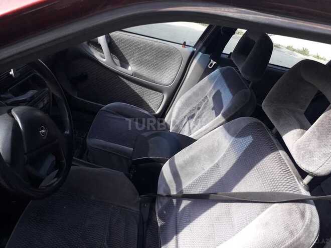 Opel Astra 1994, 230,500 km - 1.6 л - Bakı