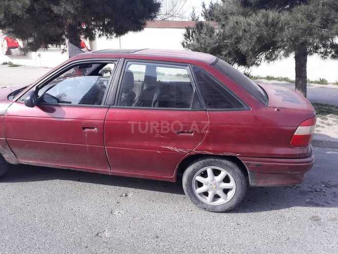 Opel Astra 1994, 230,500 km - 1.6 л - Bakı
