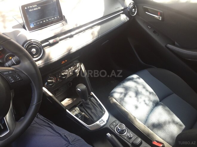 Toyota Yaris 2015, 34,850 km - 1.5 l - Bakı