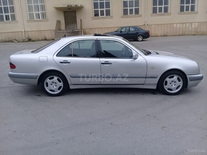 Mercedes E 300 1998, 354,221 km - 3.0 l - Bakı