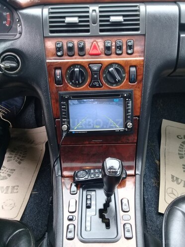 Mercedes E 300 1998, 354,221 km - 3.0 l - Bakı
