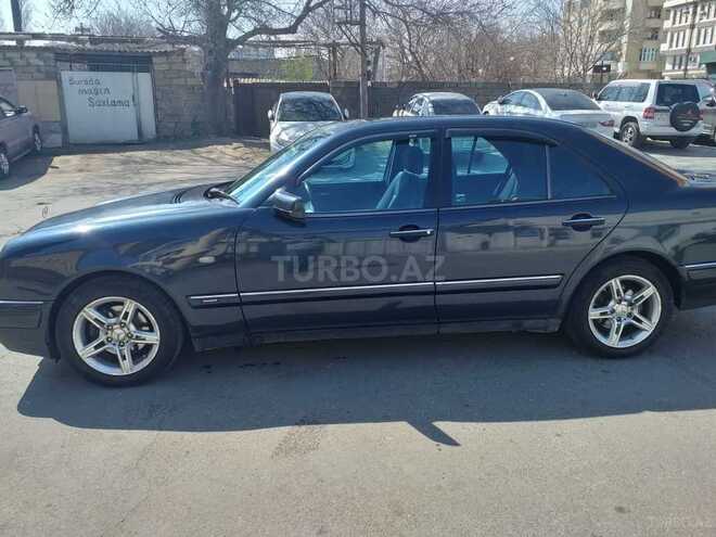 Mercedes E 240 1999, 542,786 km - 2.4 l - Bakı
