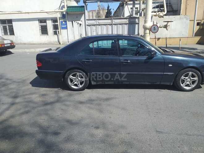 Mercedes E 240 1999, 542,786 km - 2.4 l - Bakı