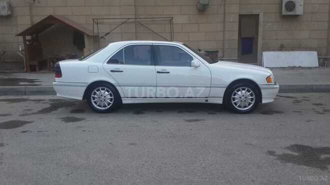 Mercedes C 230 1999, 236,000 km - 2.3 л - Bakı