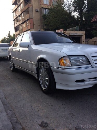 Mercedes C 230 1999, 236,000 km - 2.3 л - Bakı