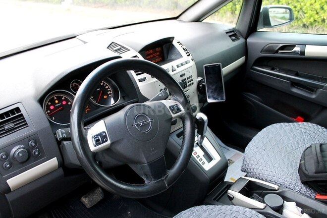 Opel Zafira 2008, 152,000 km - 1.9 l - Bakı