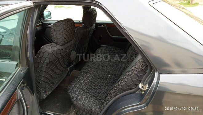 Mercedes E 300 1995, 483,704 km - 2.9 l - Bakı