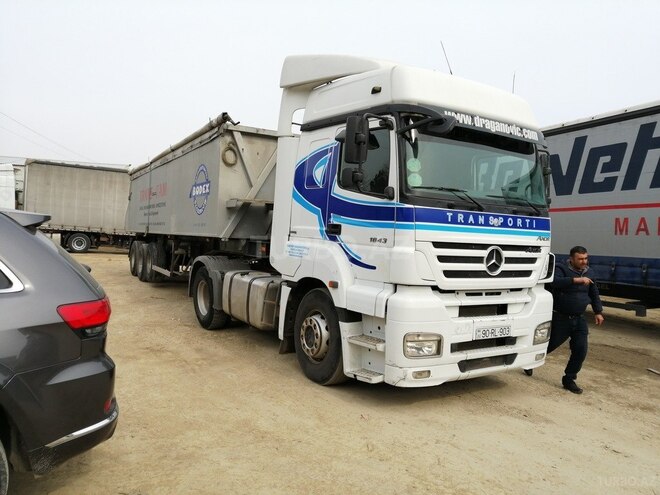 Mercedes Axor 1843 2008, 820,000 km - 12.0 л - Bakı