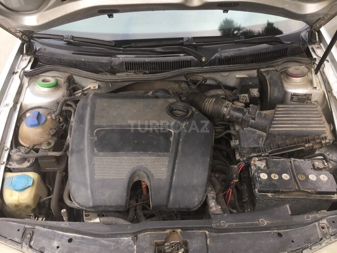 Volkswagen Bora 2002, 221,458 km - 1.6 l - Sumqayıt