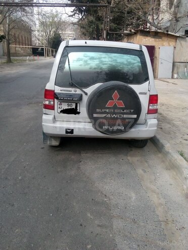 Mitsubishi Pajero io 1999, 285,000 km - 1.8 л - Bakı