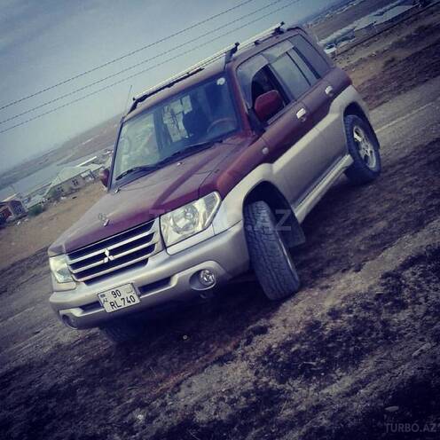 Mitsubishi Pajero io 2003, 135,700 km - 2.0 л - Bakı