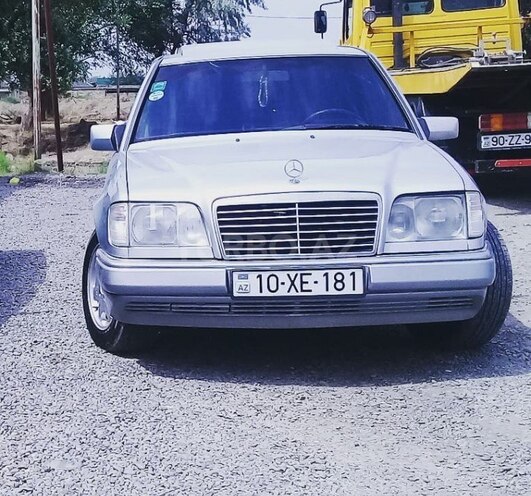 Mercedes C 220 1995, 125,333 km - 2.2 l - İmişli