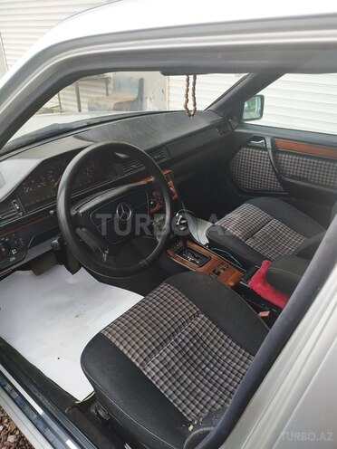 Mercedes C 220 1995, 125,333 km - 2.2 l - İmişli