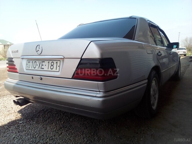 Mercedes C 220 1995, 125,333 km - 2.2 l - İmişli