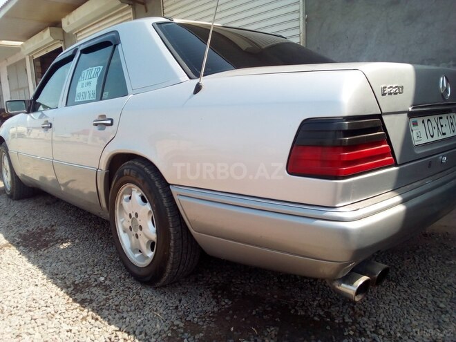 Mercedes C 220 1995, 125,333 km - 2.2 l - İmişli