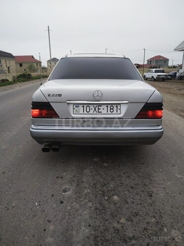 Mercedes C 220 1995, 125,333 km - 2.2 l - İmişli