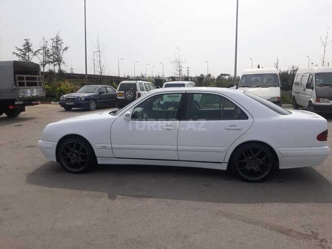 Mercedes E 220 2000, 999,999 km - 2.2 l - Bakı