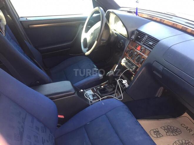 Mercedes C 180 1996, 290,000 km - 1.8 l - Gəncə