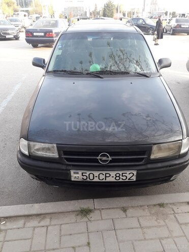 Opel Astra 1995, 320,000 km - 2.0 l - Sumqayıt