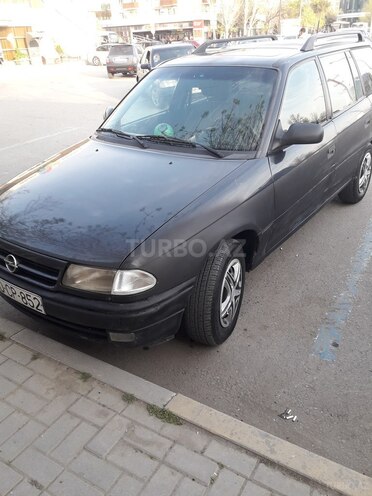 Opel Astra 1995, 320,000 km - 2.0 l - Sumqayıt