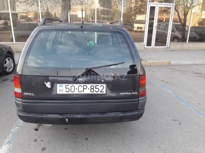 Opel Astra 1995, 320,000 km - 2.0 l - Sumqayıt