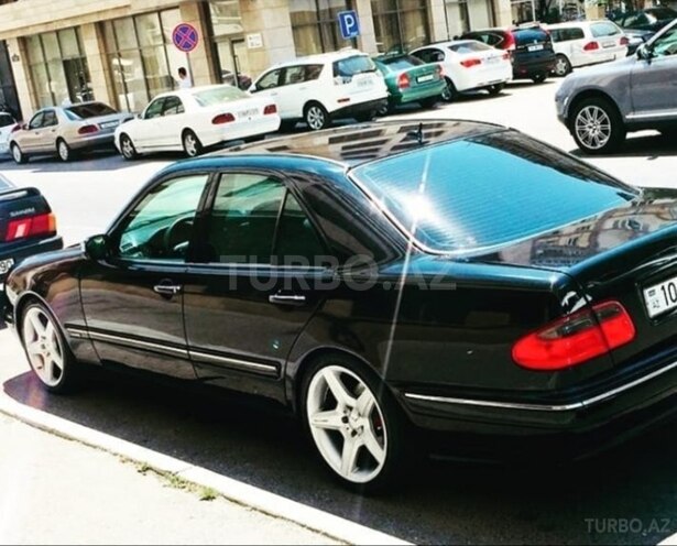 Mercedes E 280 2000, 300,000 km - 2.8 l - Bakı