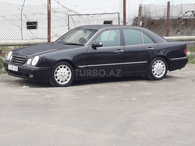 Mercedes E 280 2000, 300,000 km - 2.8 l - Bakı