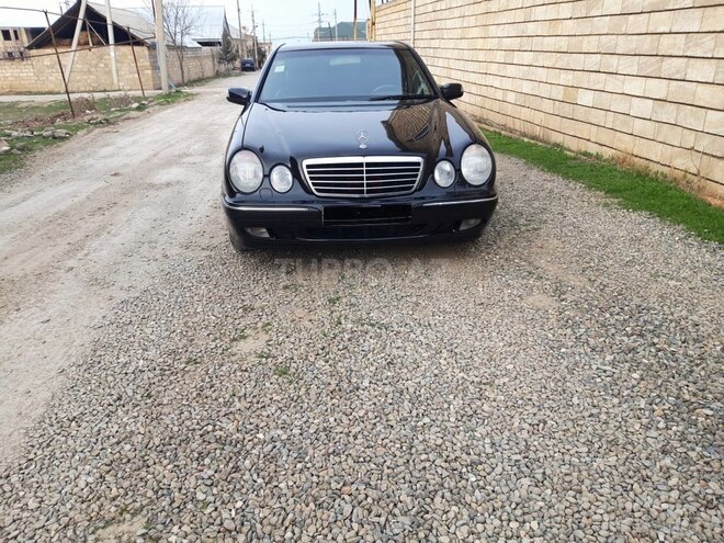 Mercedes E 320 2001, 223,500 km - 3.2 l - Gəncə
