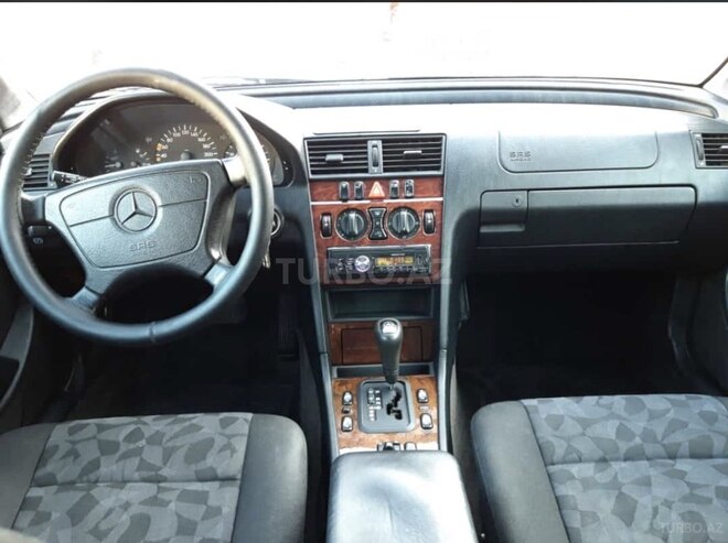 Mercedes C 180 1997, 290,000 km - 0.2 l - Gəncə