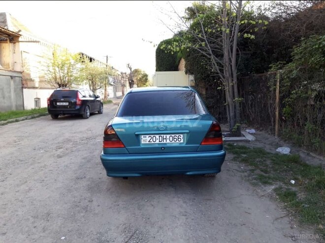 Mercedes C 180 1997, 290,000 km - 0.2 l - Gəncə