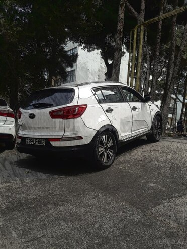 Kia Sportage 2011, 124,000 km - 2.0 л - Bakı