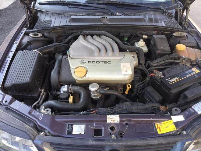 Opel Vectra 1996, 201,000 km - 1.6 l - Ağstafa
