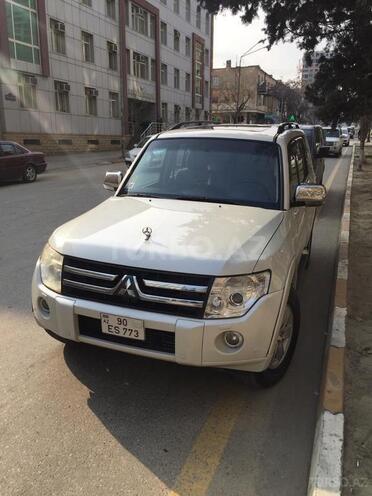 Mitsubishi Pajero 2008, 256,000 km - 3.2 l - Bakı