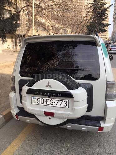Mitsubishi Pajero 2008, 256,000 km - 3.2 l - Bakı