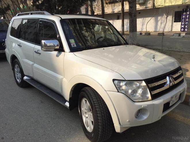 Mitsubishi Pajero 2008, 256,000 km - 3.2 l - Bakı