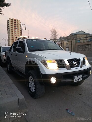 Nissan Navara 2011, 301,020 km - 2.5 l - Bakı