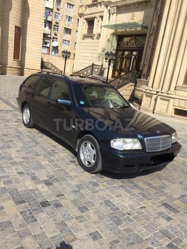 Mercedes C 180 1999, 255,000 km - 1.8 l - Bakı